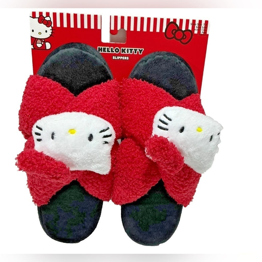 Hello Kitty Sanrio Plush Sherpa Slippers - NWT - Size 7/8 S/M​​​​
